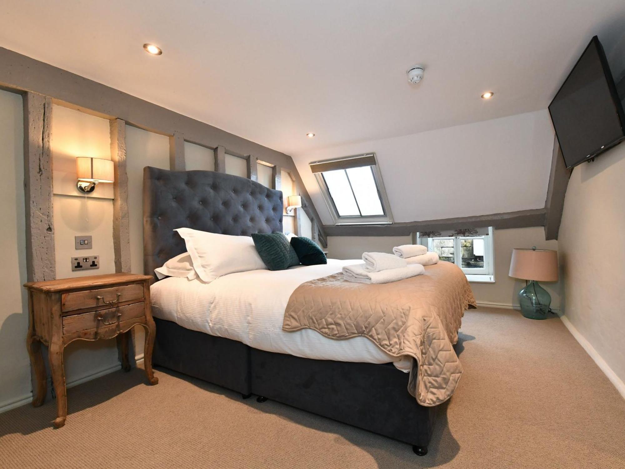 Lansdowne Strand Calne Room photo